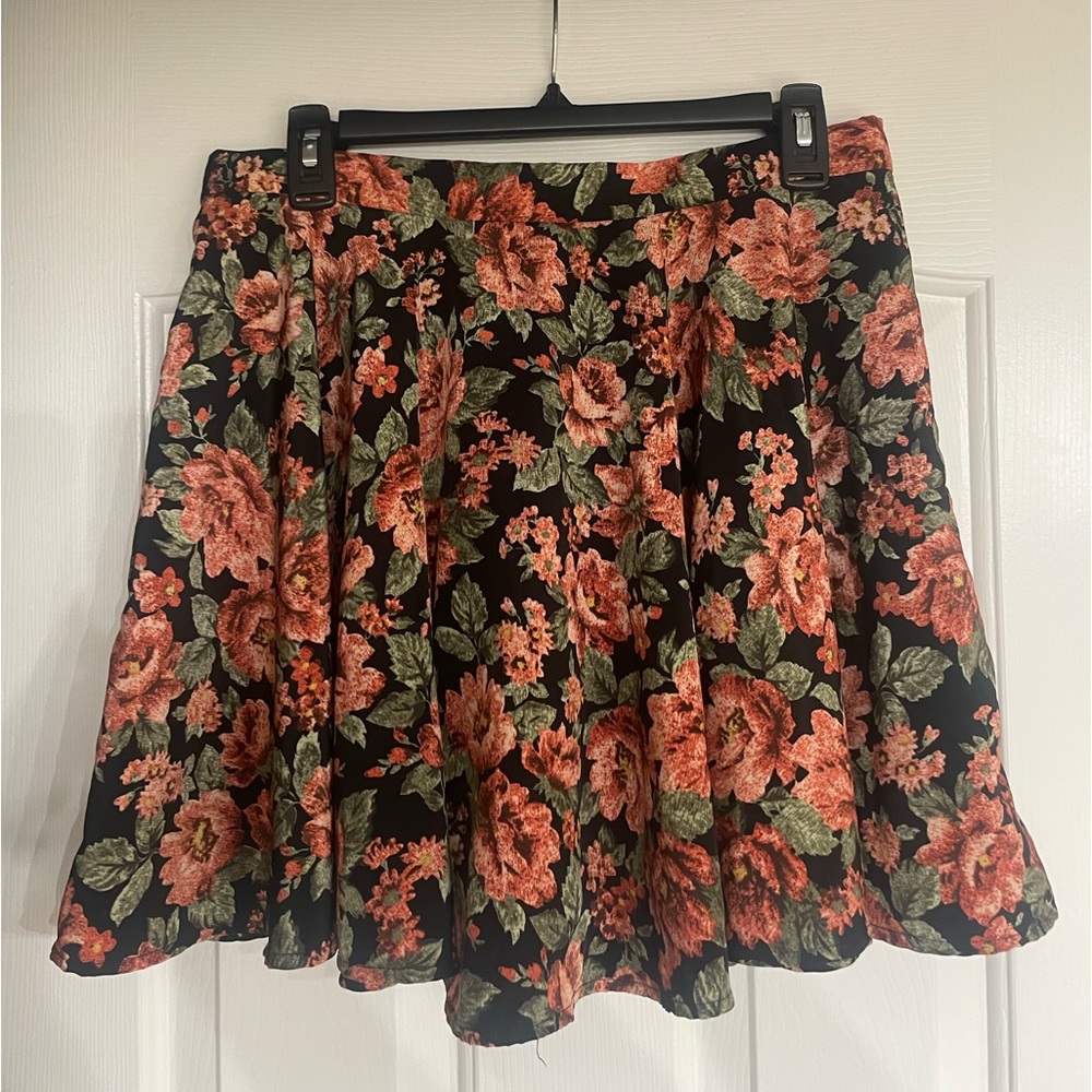 Fora Pink & Black Floral Skirt Size L